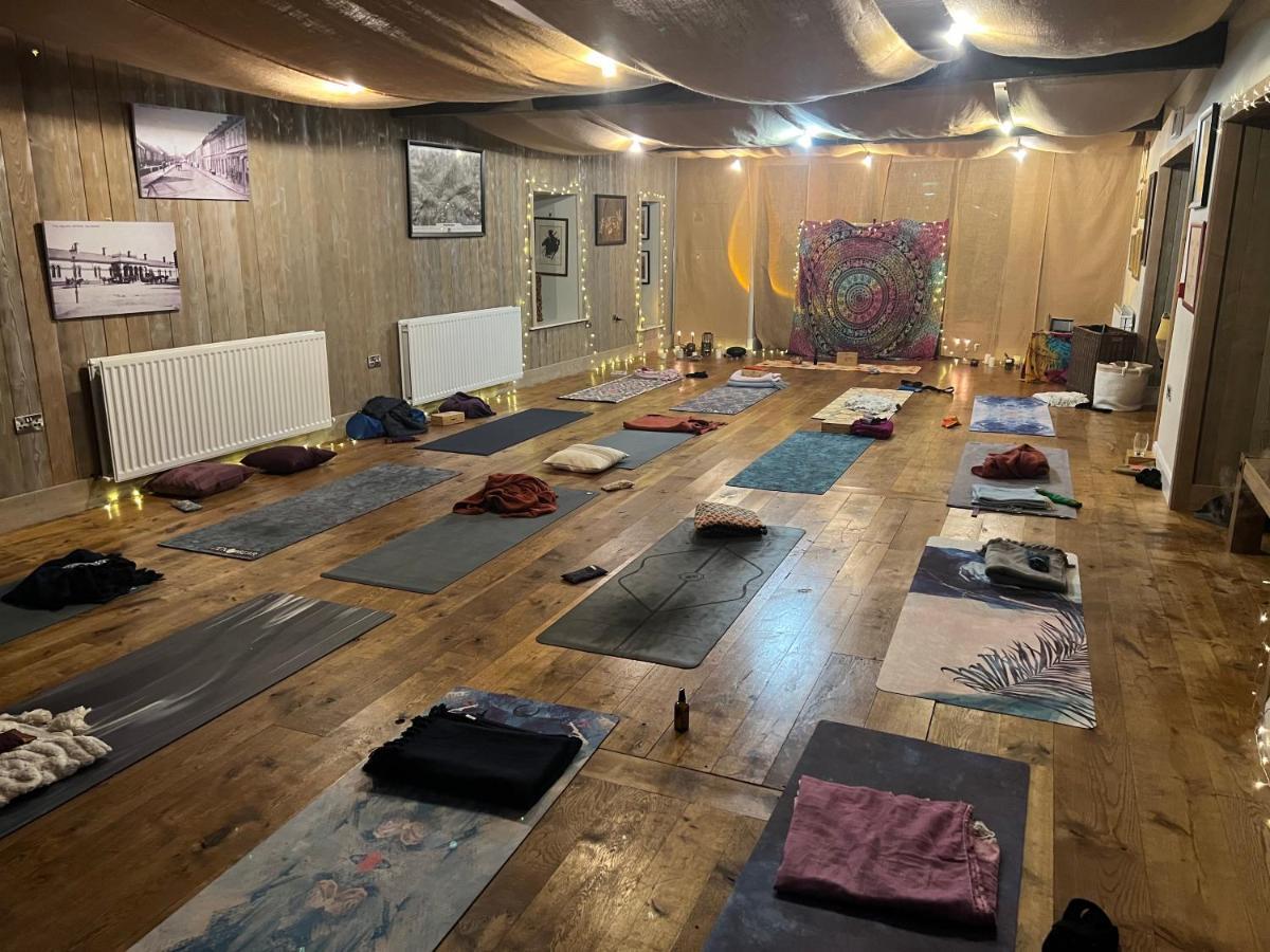 Villa The Old Flax Mill Yoga Retreat Coleraine Exterior foto